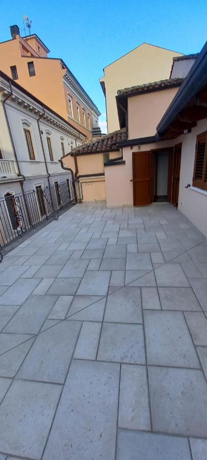 La Terrazza Del Quarto L'Aquila Eksteriør billede